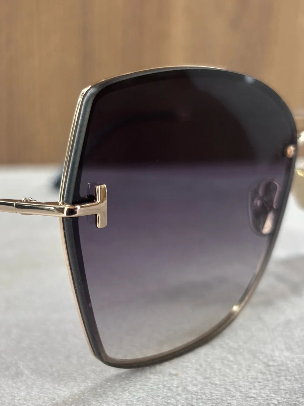 Tom Ford Nickie-02 TF1107 28B Sunglasses 62-16-140 Gold Gradient New